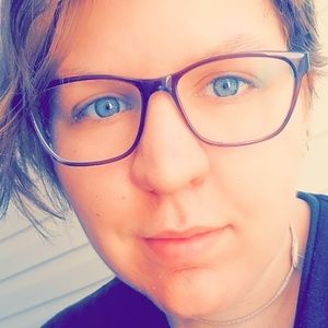 Meet your Posher, Eli